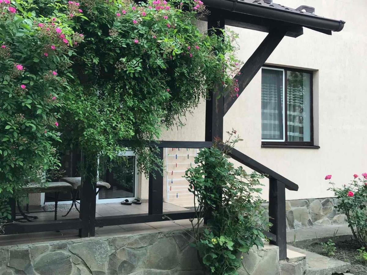 Apartments In A Private House 伊万诺-弗兰科夫斯克 外观 照片